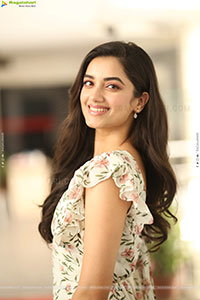 Bhagyashri Borse at Andhra King Taluka Interview, HD Gallery