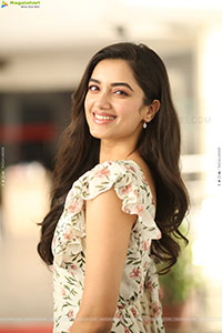 Bhagyashri Borse at Andhra King Taluka Interview, HD Gallery