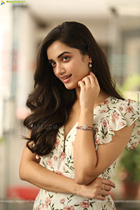 Bhagyashri Borse at Andhra King Taluka Interview, HD Gallery