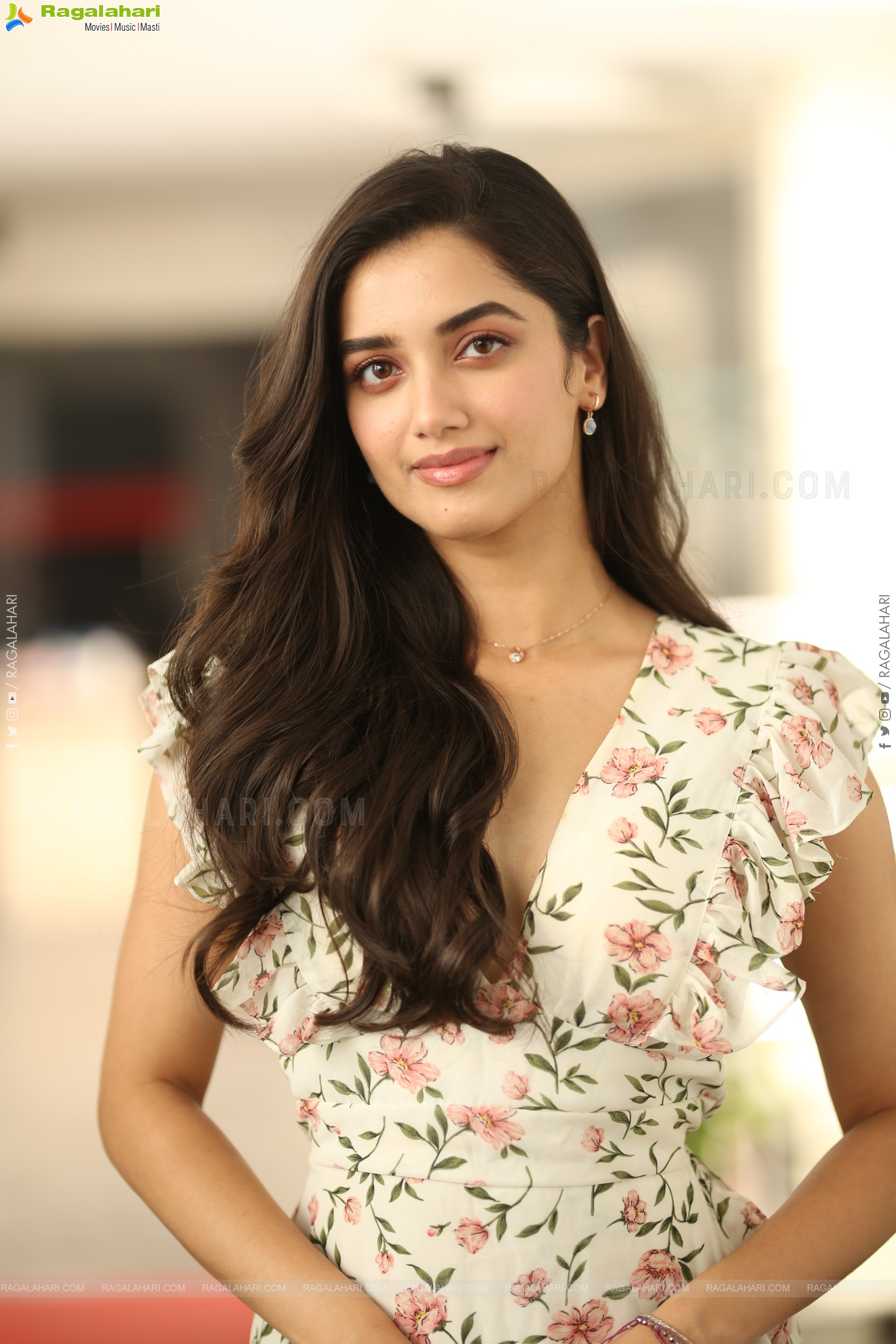 Bhagyashri Borse at Andhra King Taluka Interview, HD Gallery