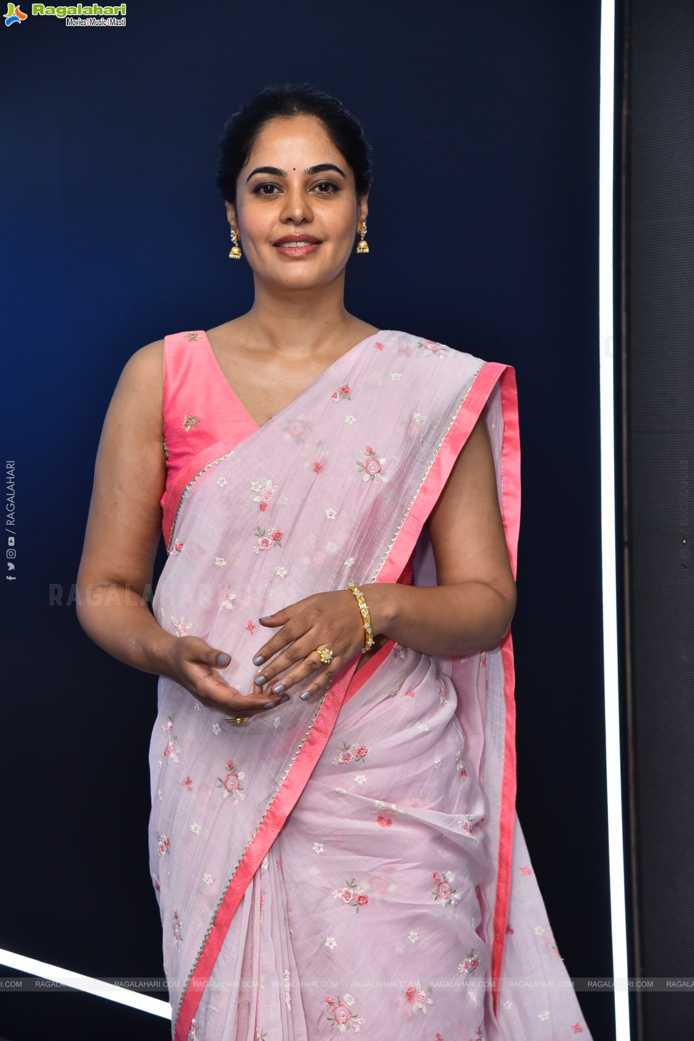 Bindu Madhavi at Dhandoraa Teaser Launch, HD Gallery