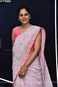 Bindu Madhavi at Dhandoraa Teaser Launch, HD Gallery