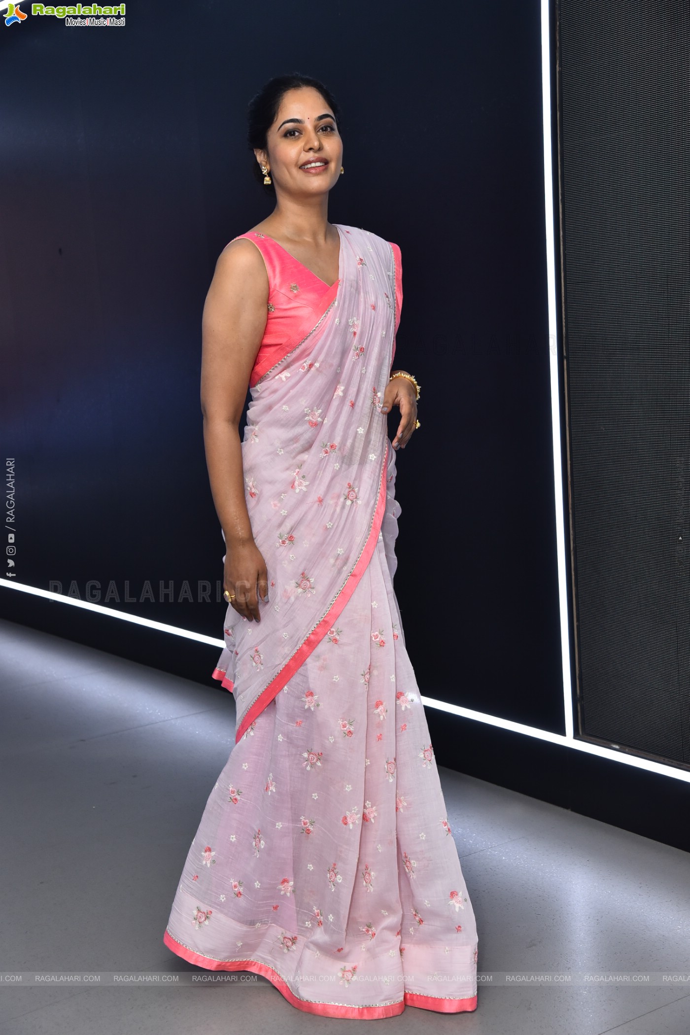 Bindu Madhavi at Dhandoraa Teaser Launch, HD Gallery