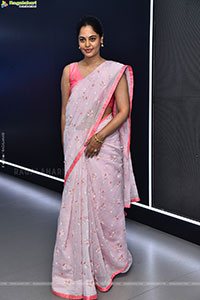 Bindu Madhavi at Dhandoraa Teaser Launch, HD Gallery