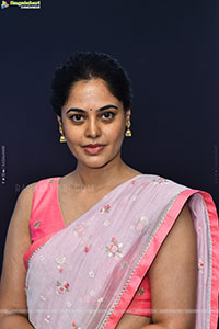 Bindu Madhavi at Dhandoraa Teaser Launch, HD Gallery