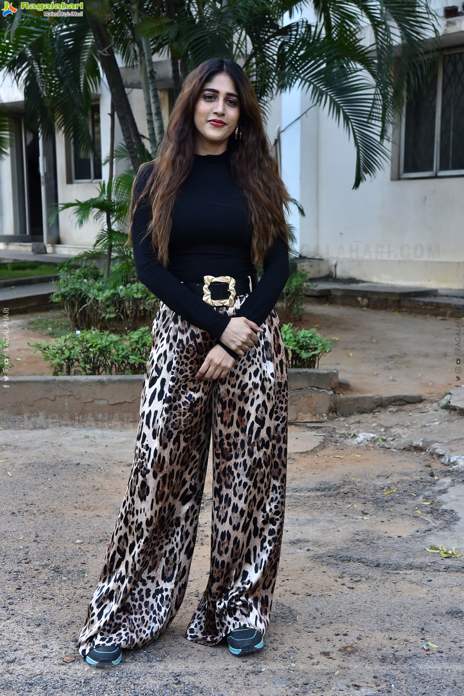 Chandini Chowdary at Santhana Prapthirasthu Success Meet, HD Gallery