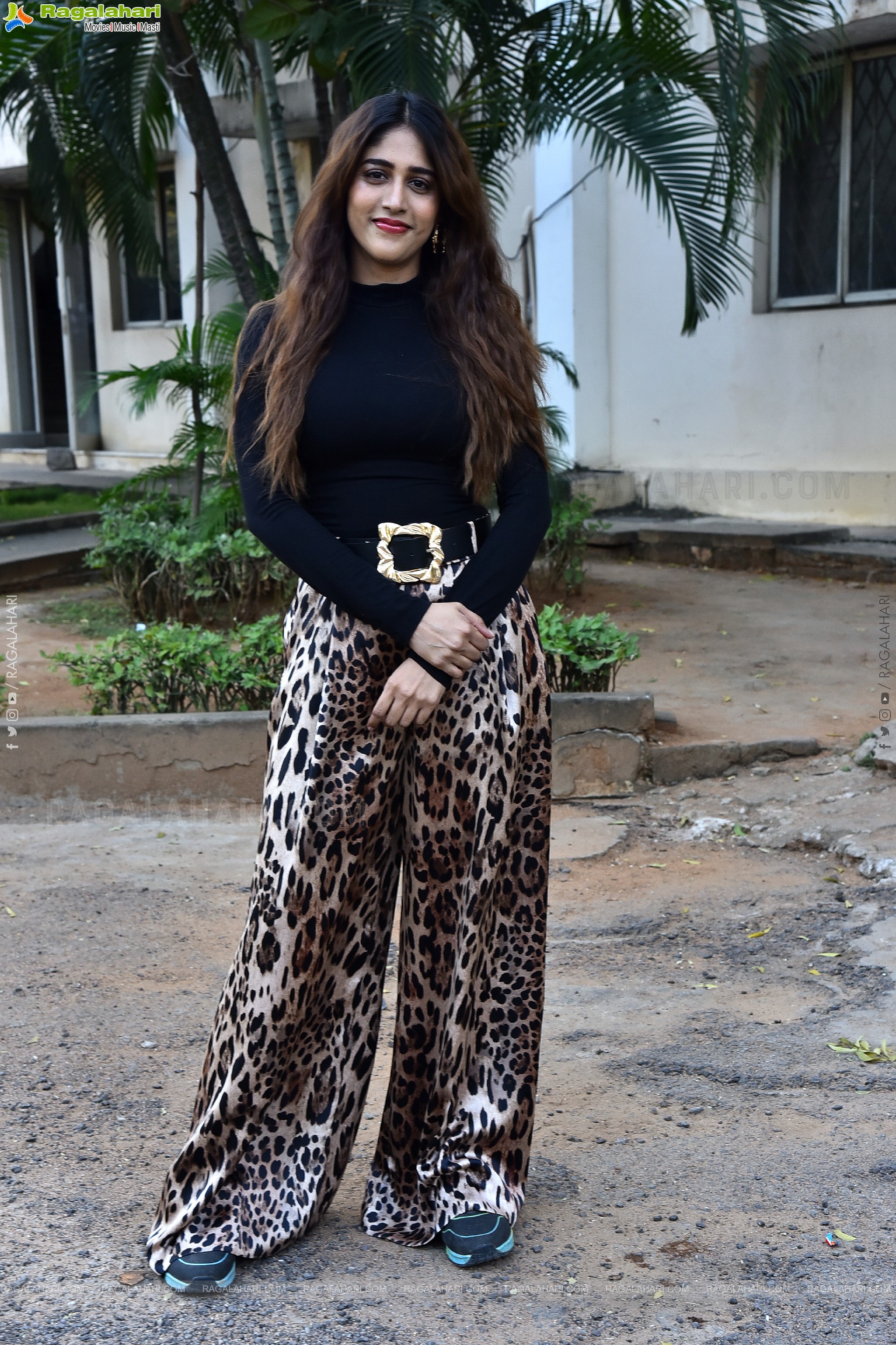 Chandini Chowdary at Santhana Prapthirasthu Success Meet, HD Gallery