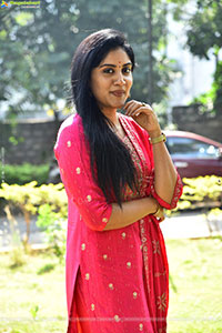 Dhanya Balakrishna at Tortoise Movie Launch, HD Gallery