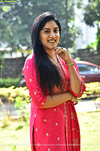 Dhanya Balakrishna at Tortoise Movie Launch, HD Gallery