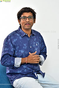 Director Sanjeev Reddy at Santhana Praptirasthu Interview