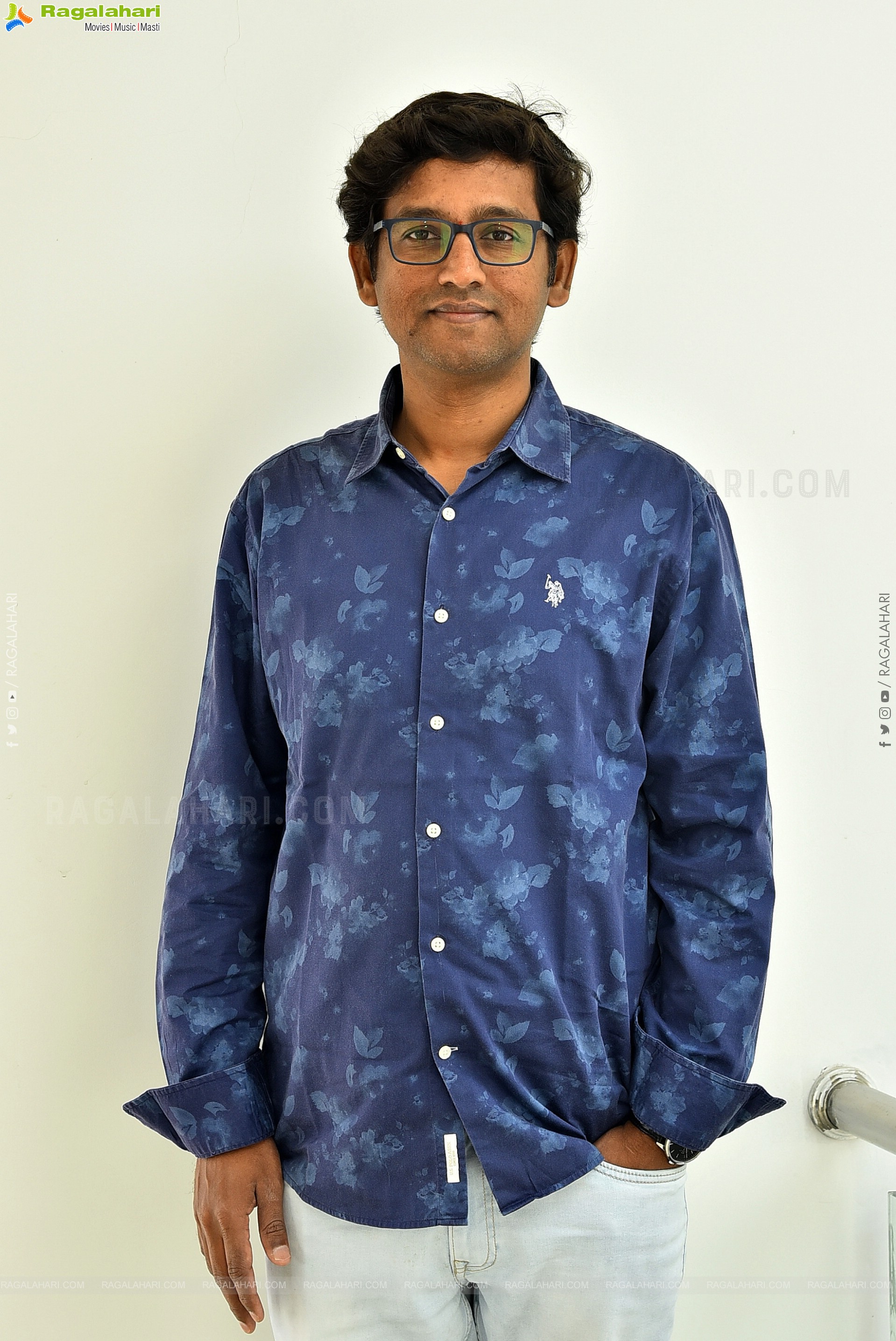 Director Sanjeev Reddy at Santhana Praptirasthu Interview, HD Gallery