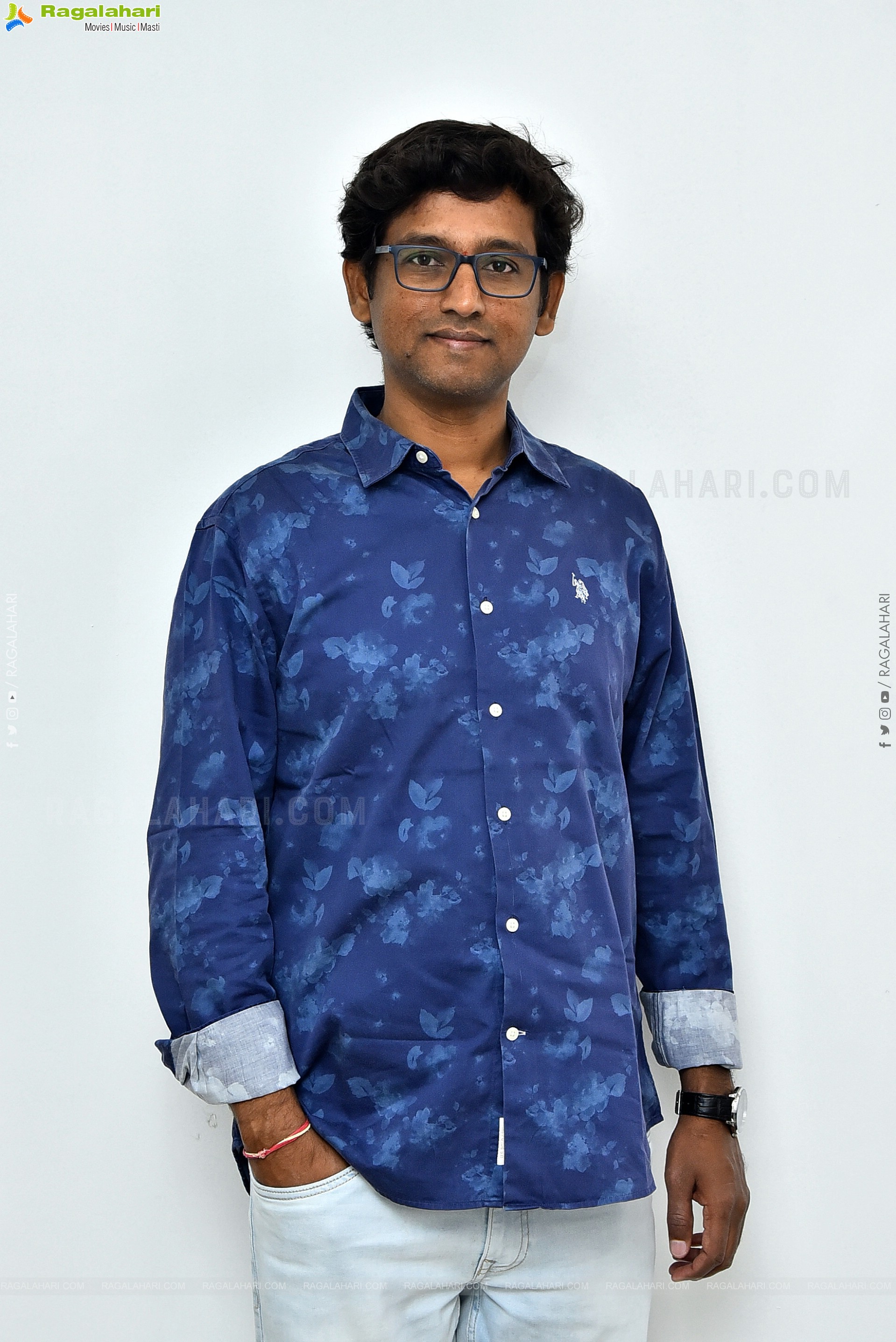 Director Sanjeev Reddy at Santhana Praptirasthu Interview, HD Gallery