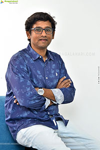 Director Sanjeev Reddy at Santhana Praptirasthu Interview