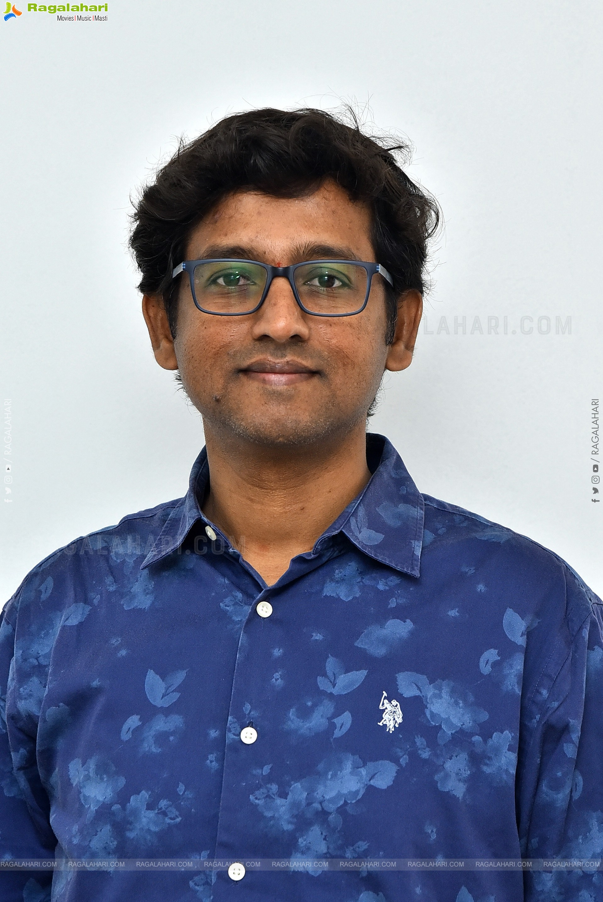 Director Sanjeev Reddy at Santhana Praptirasthu Interview, HD Gallery