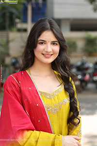 Harshaali Malhotra at Akhanda 2 Movie Interview, HD Gallery 