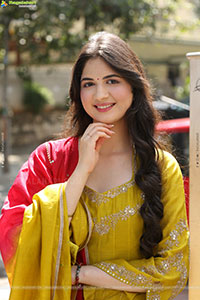 Harshaali Malhotra at Akhanda 2 Movie Interview, HD Gallery 