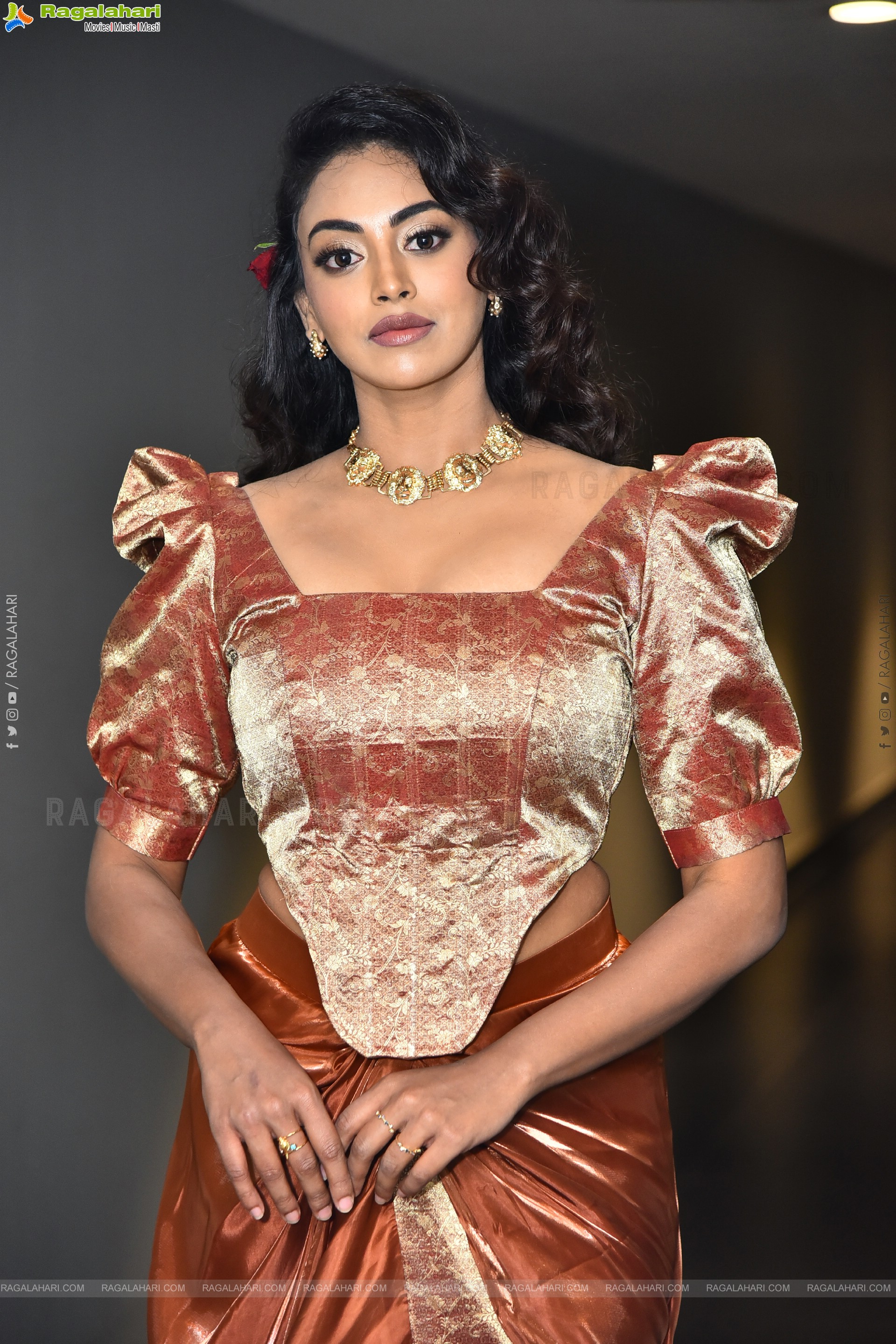 Kamakshi Bhaskarla at 12A Railway Colony Trailer Launch, HD Gallery