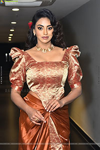 Kamakshi Bhaskarla at 12A Railway Colony Trailer Launch