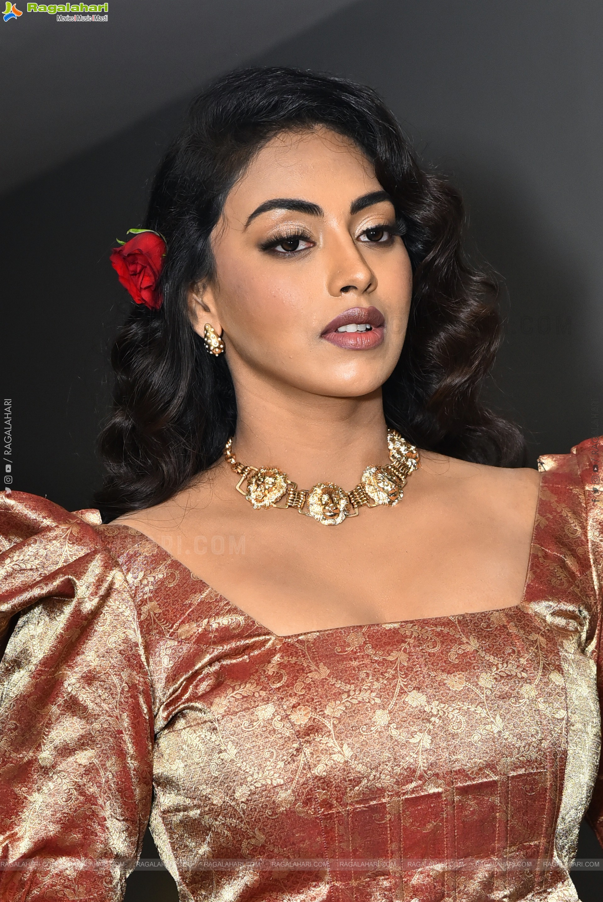 Kamakshi Bhaskarla at 12A Railway Colony Trailer Launch, HD Gallery