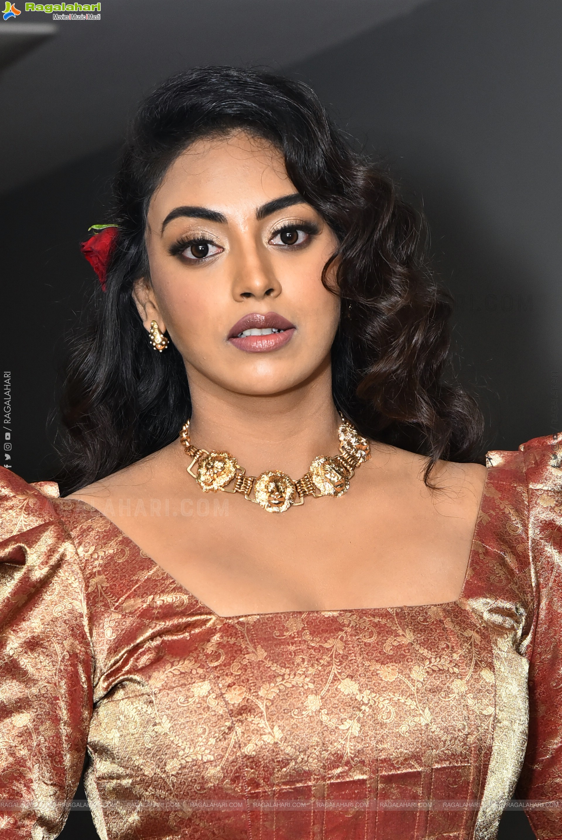 Kamakshi Bhaskarla at 12A Railway Colony Trailer Launch, HD Gallery