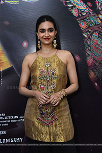 Keerthy Suresh at Revolver Rita Press Meet