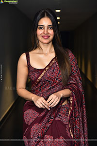 Kushitha Kallapu at 3 Roses Season 2 Teaser Launch