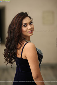 Kusuma Latest Glam Photoshoot Stills, HD Gallery