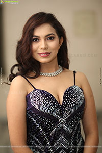 Kusuma Latest Glam Photoshoot Stills, HD Gallery