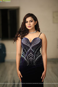 Kusuma Latest Glam Photoshoot Stills, HD Gallery