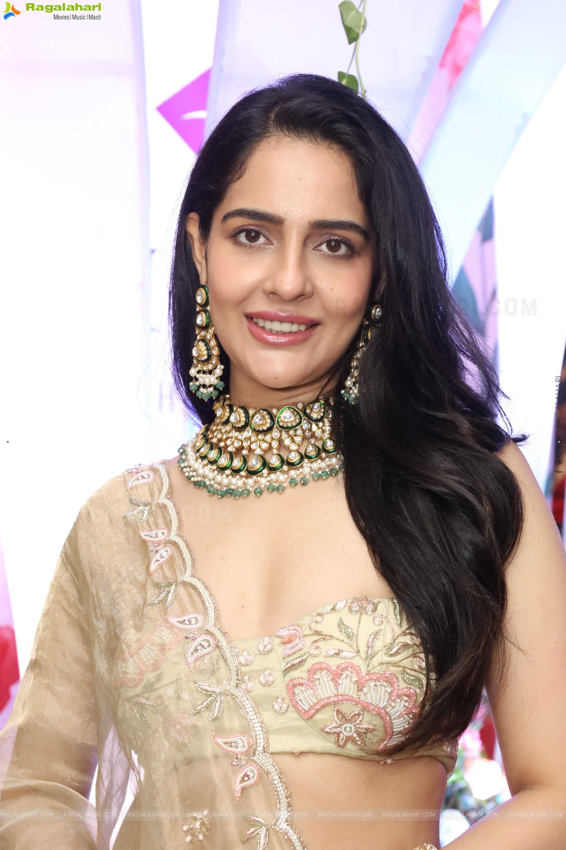 Malvi Malhotra at Hi Life Exhibition Grand Launch, HD Gallery