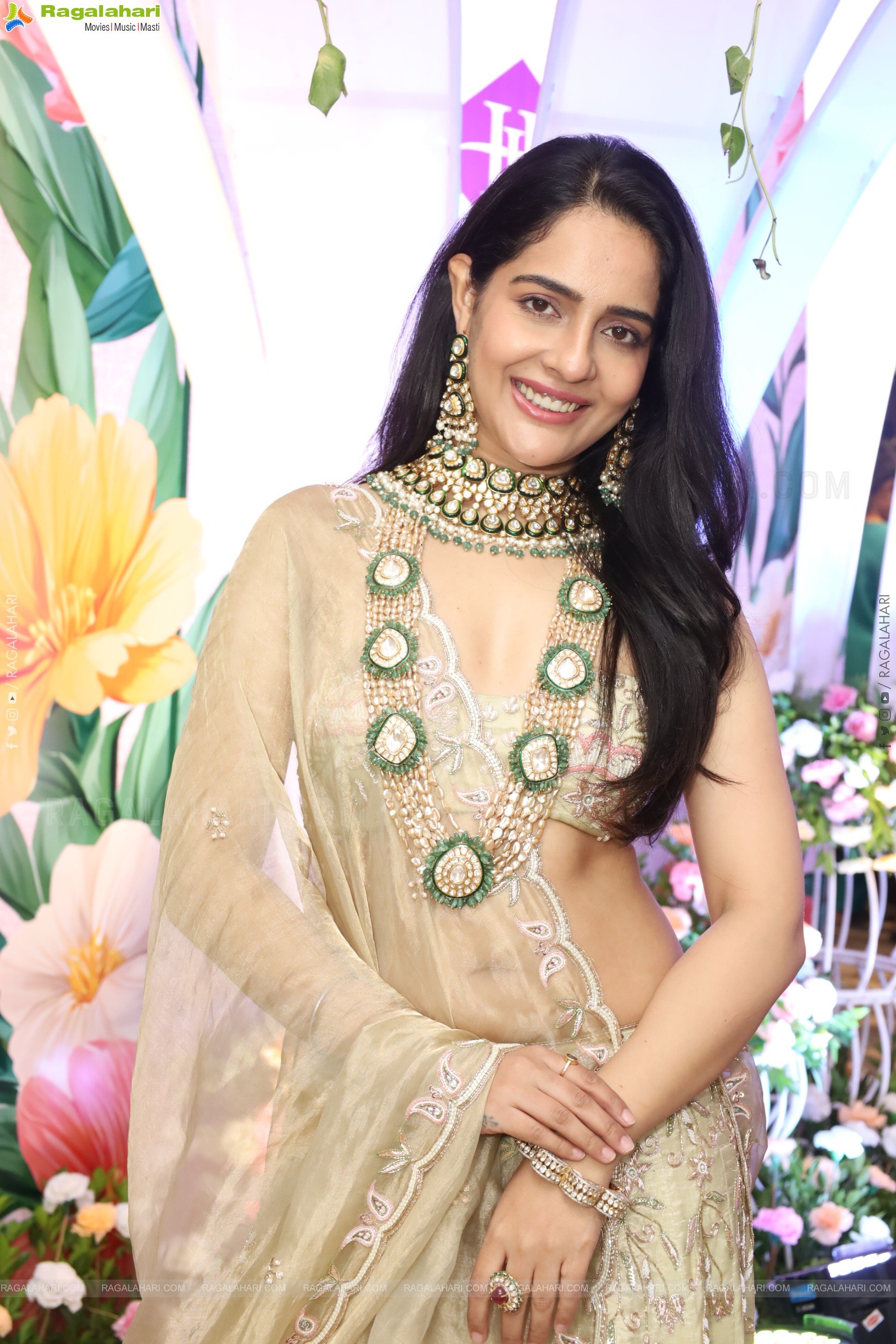 Malvi Malhotra at Hi Life Exhibition Grand Launch, HD Gallery