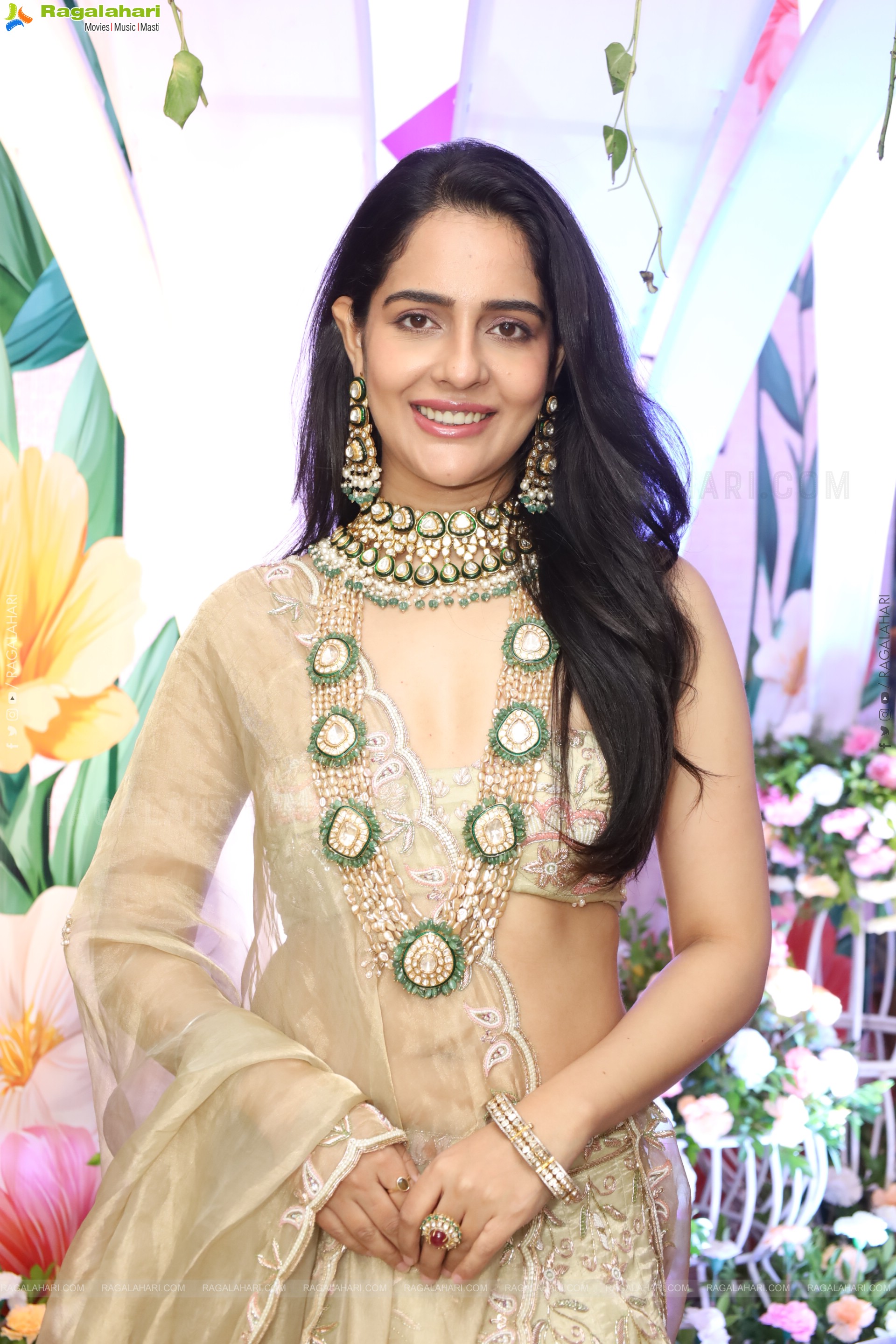 Malvi Malhotra at Hi Life Exhibition Grand Launch, HD Gallery