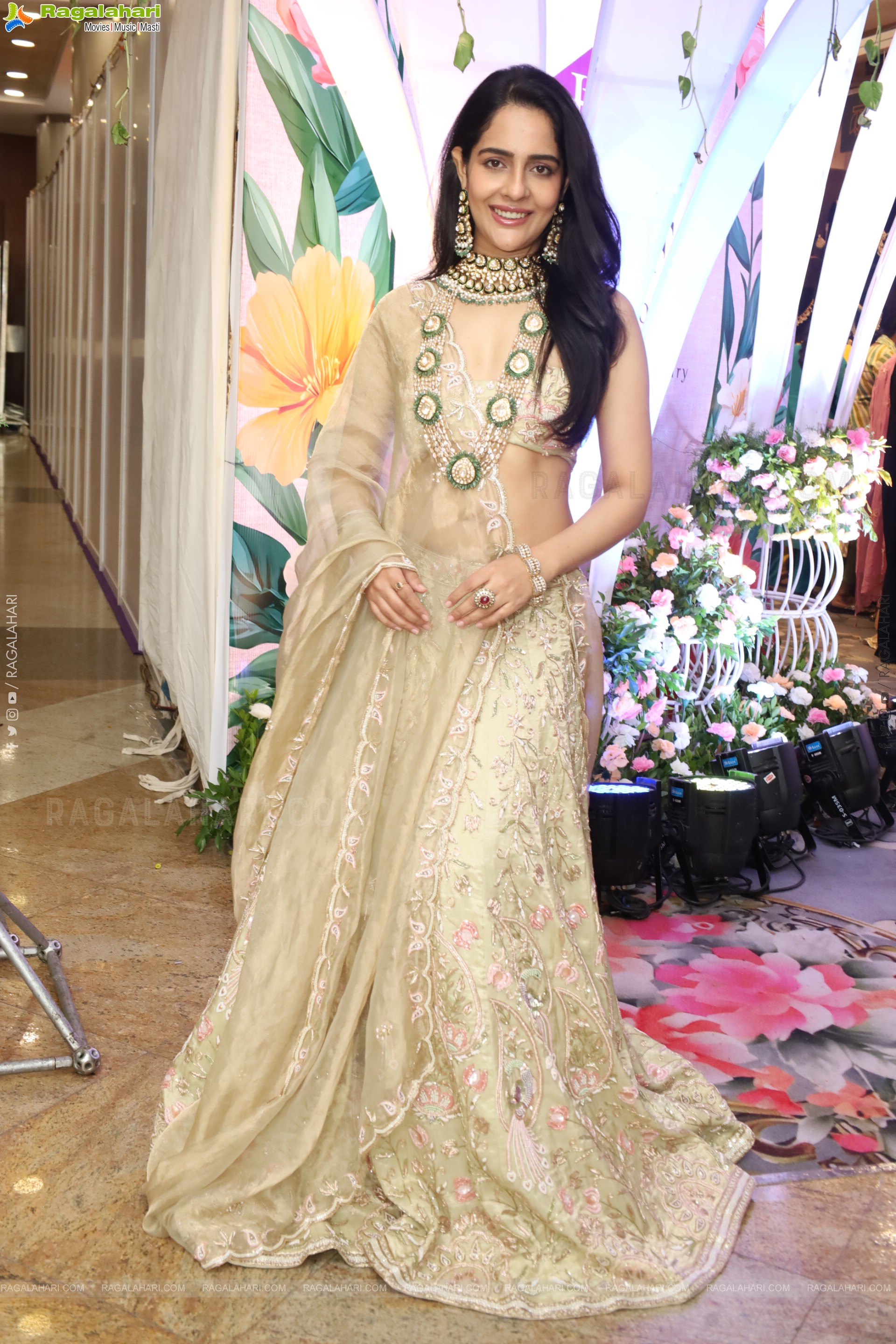 Malvi Malhotra at Hi Life Exhibition Grand Launch, HD Gallery