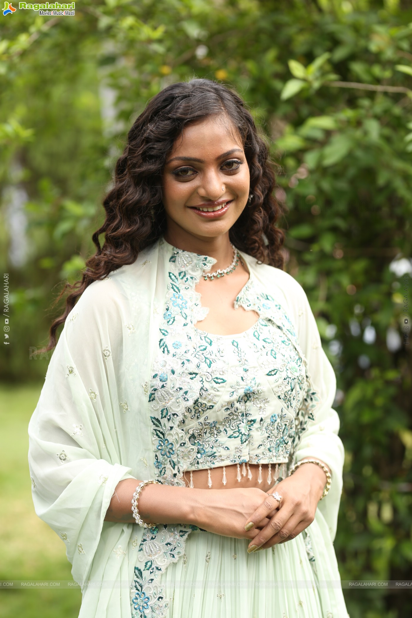 Monalisa Bhosle at Life Movie Launch, HD Gallery