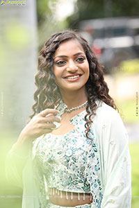 Monalisa Bhosle at Life Movie Launch, HD Gallery