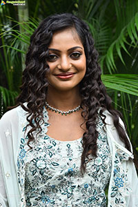 Monalisa Bhosle at Life Movie Launch, HD Gallery