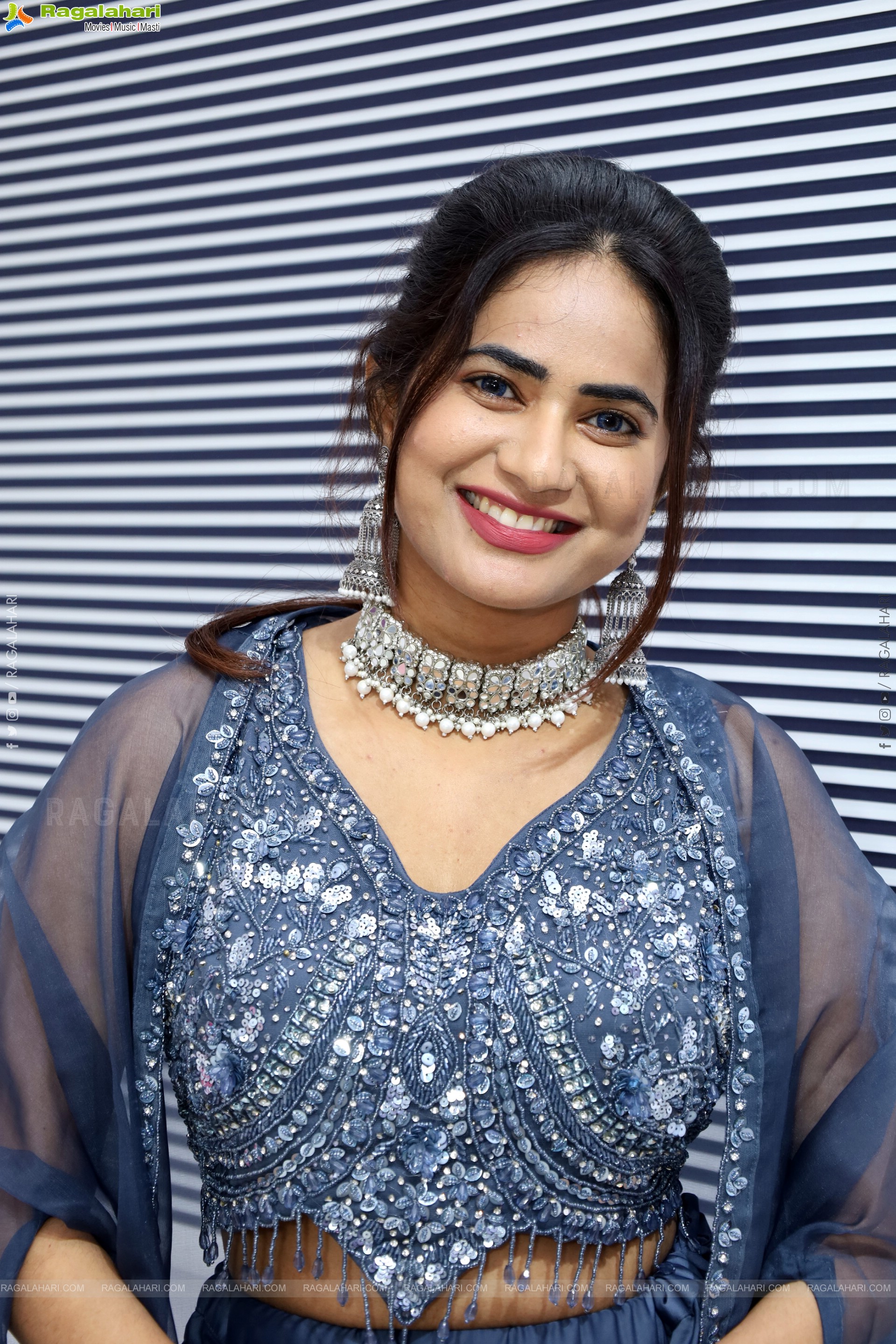 Naziya Khan in Grey Embellished Dress, HD Photo Gallery