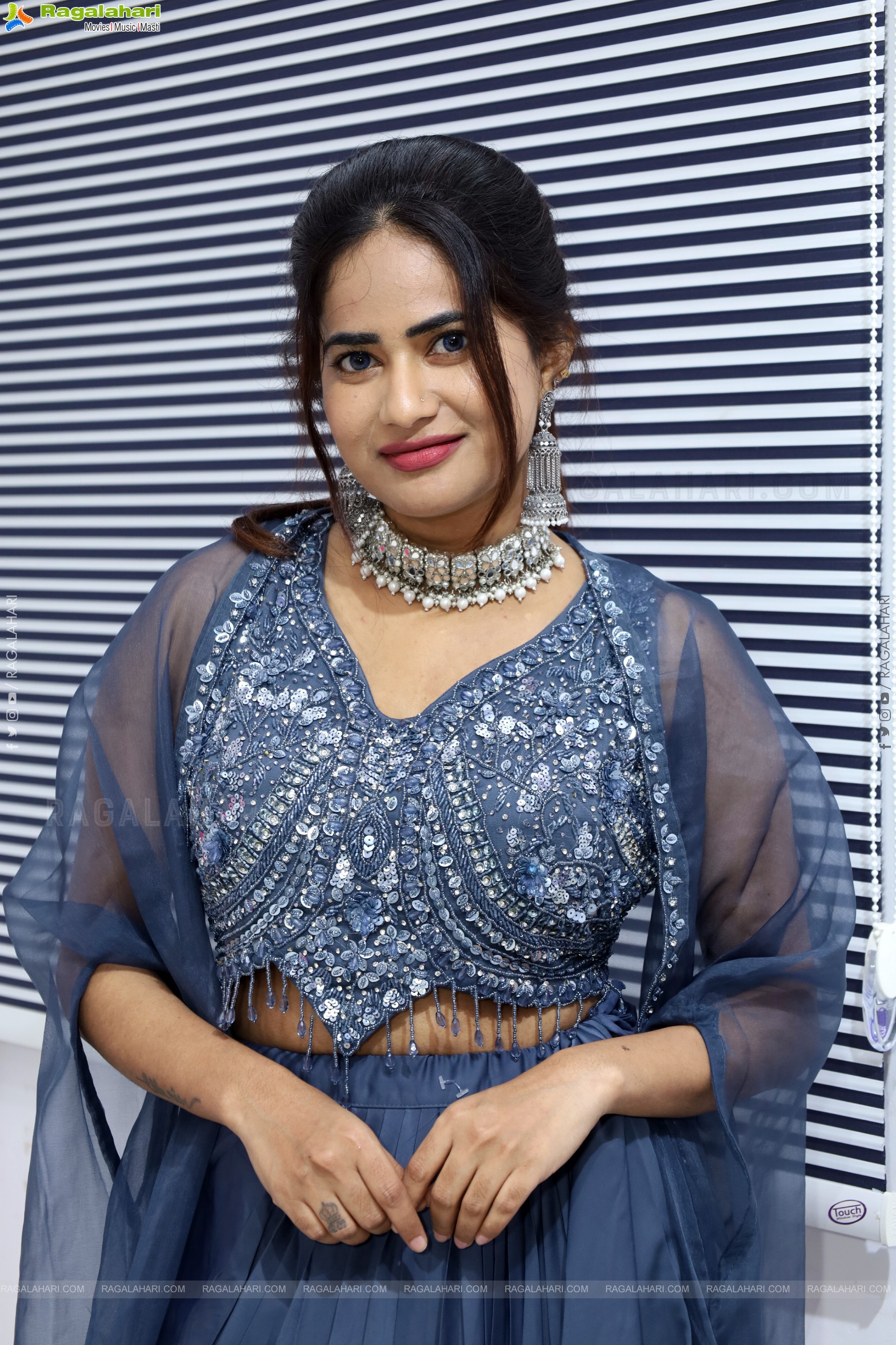 Naziya Khan in Grey Embellished Dress, HD Photo Gallery