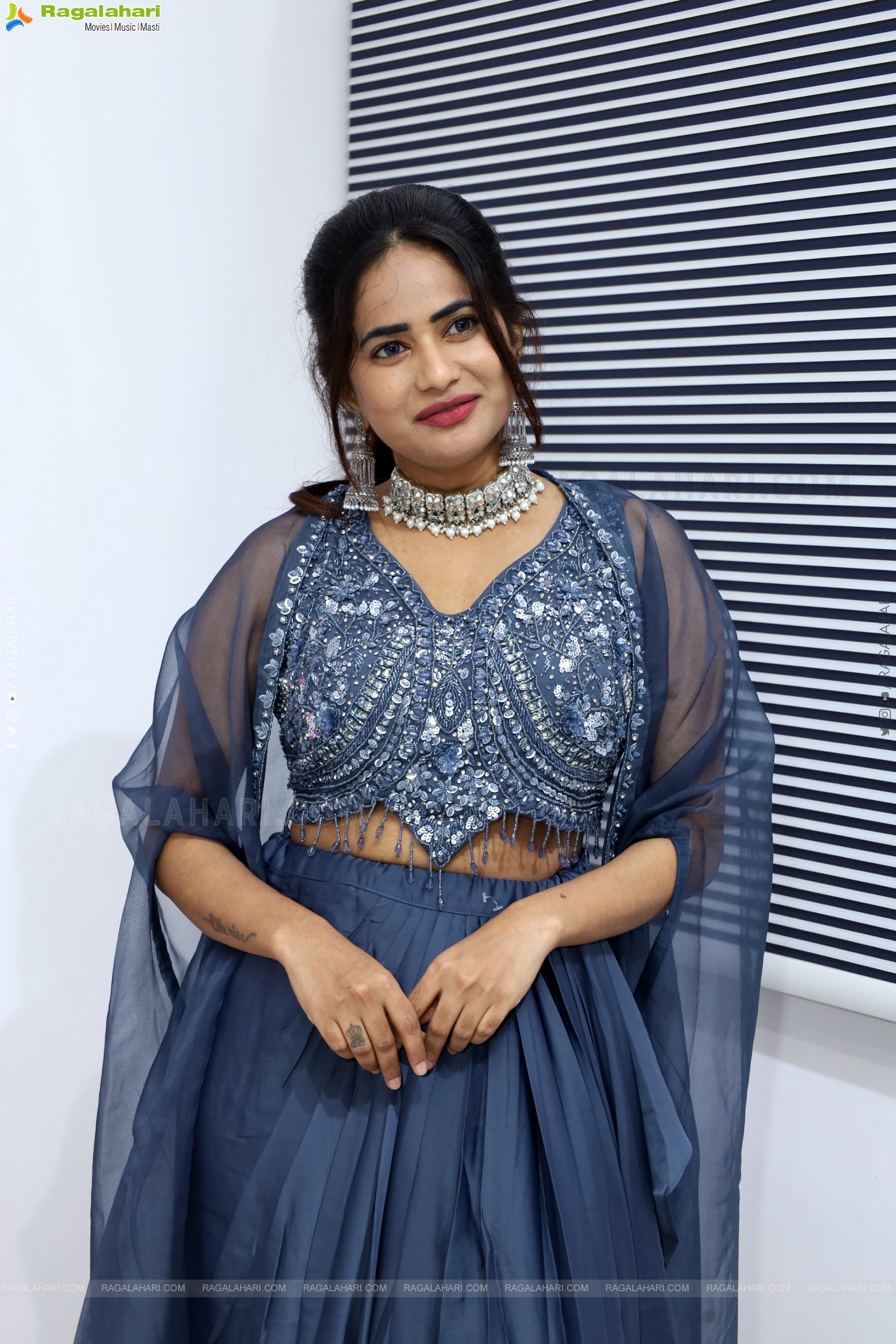 Naziya Khan in Grey Embellished Dress, HD Photo Gallery