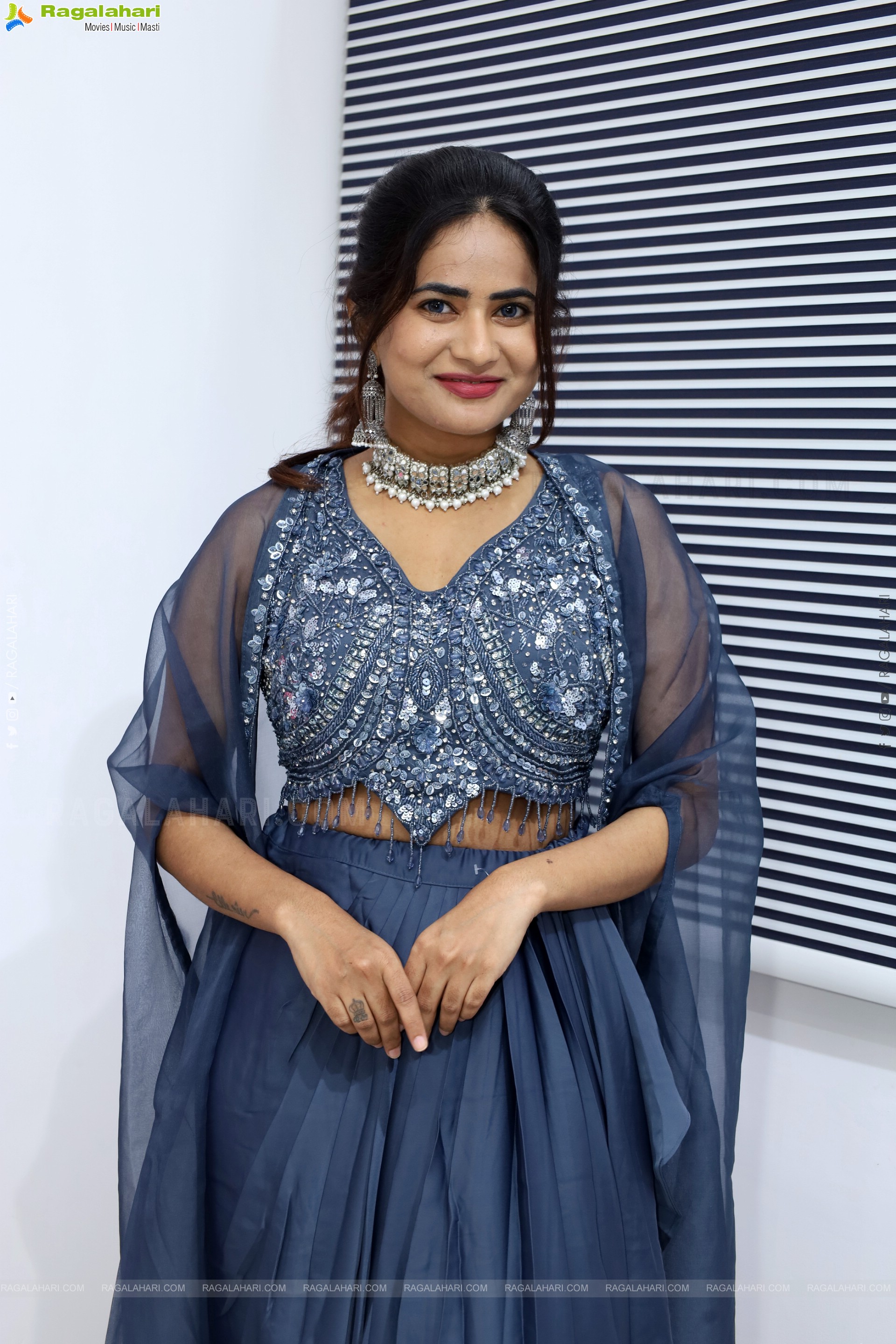 Naziya Khan in Grey Embellished Dress, HD Photo Gallery