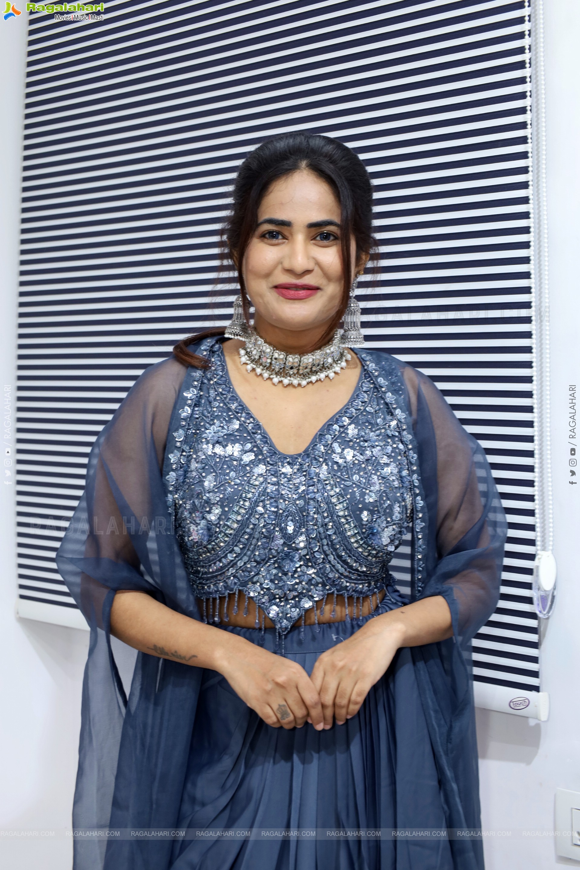 Naziya Khan in Grey Embellished Dress, HD Photo Gallery