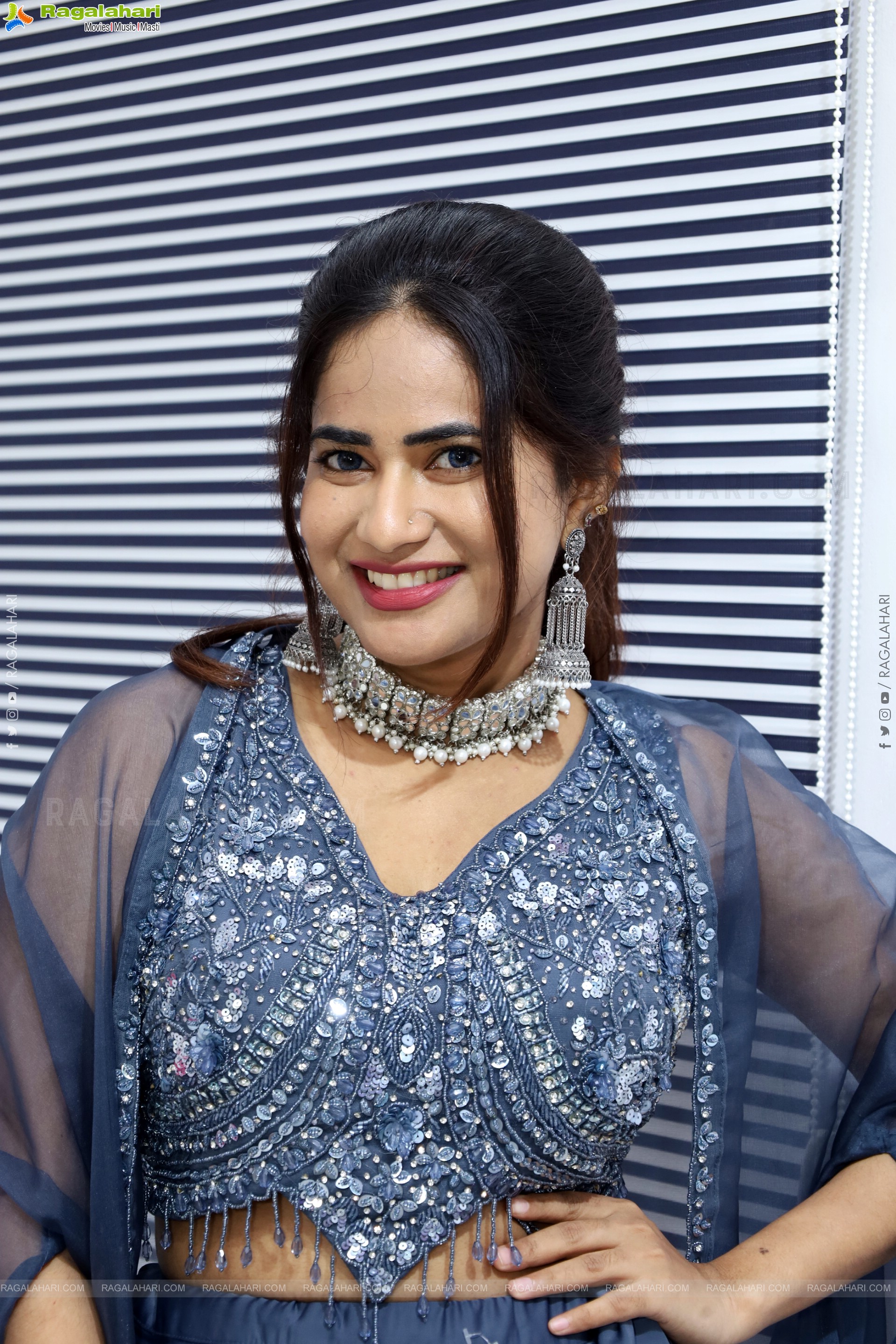 Naziya Khan in Grey Embellished Dress, HD Photo Gallery