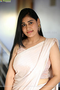 Priya Deshpag at Sandigdham Teaser Launch, HD Gallery