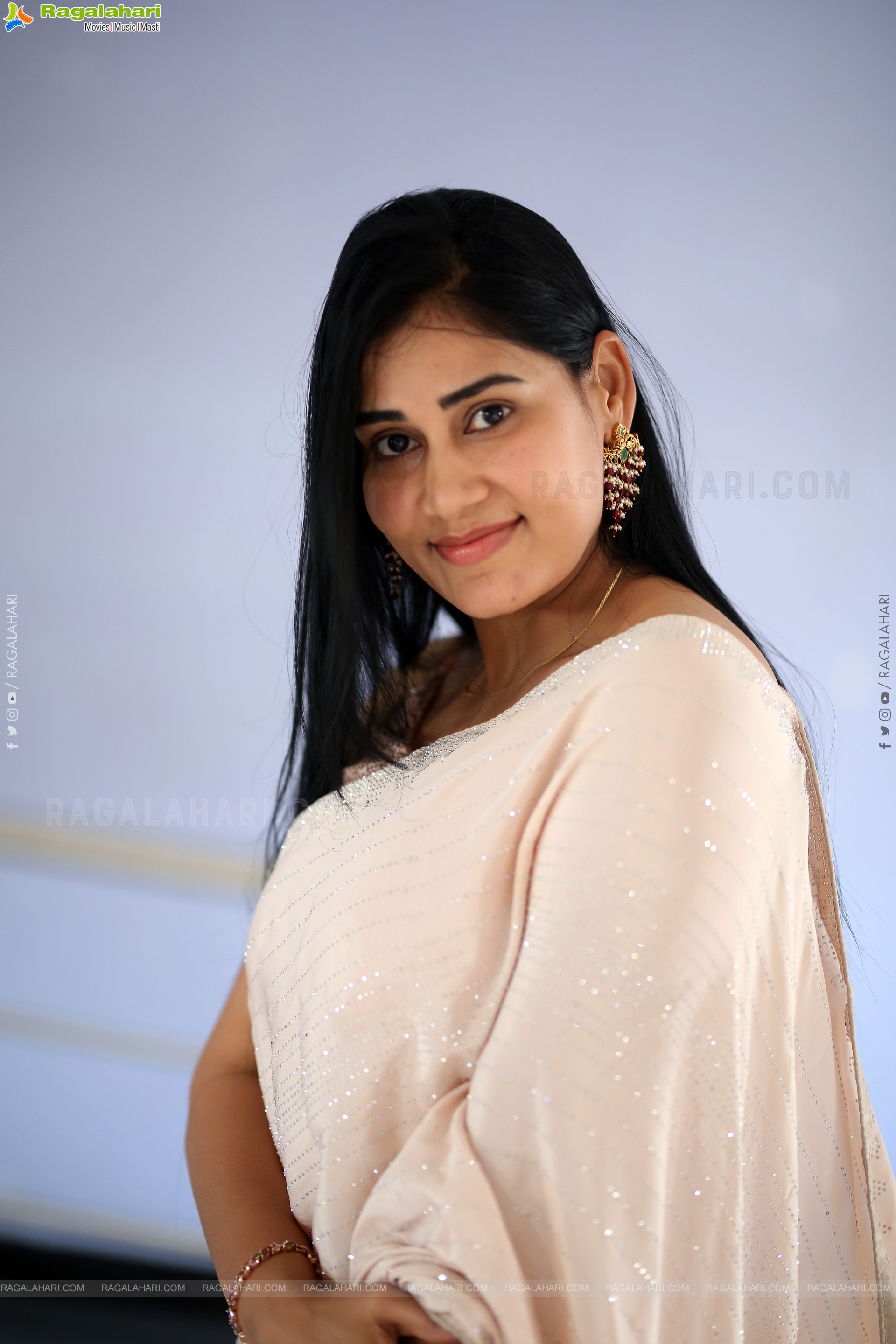 Priya Deshpag at Sandigdham Teaser Launch, HD Gallery