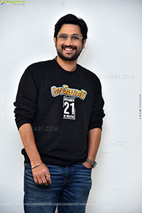 Raj Tarun at Paanch Minar Movie Interview, HD Gallery