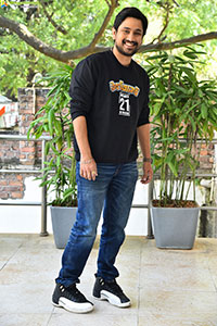 Raj Tarun at Paanch Minar Movie Interview, HD Gallery