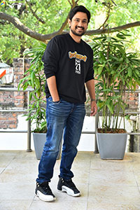 Raj Tarun at Paanch Minar Movie Interview, HD Gallery