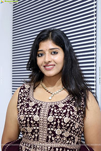 Ramya Priya Latest Glam Stills, HD Gallery