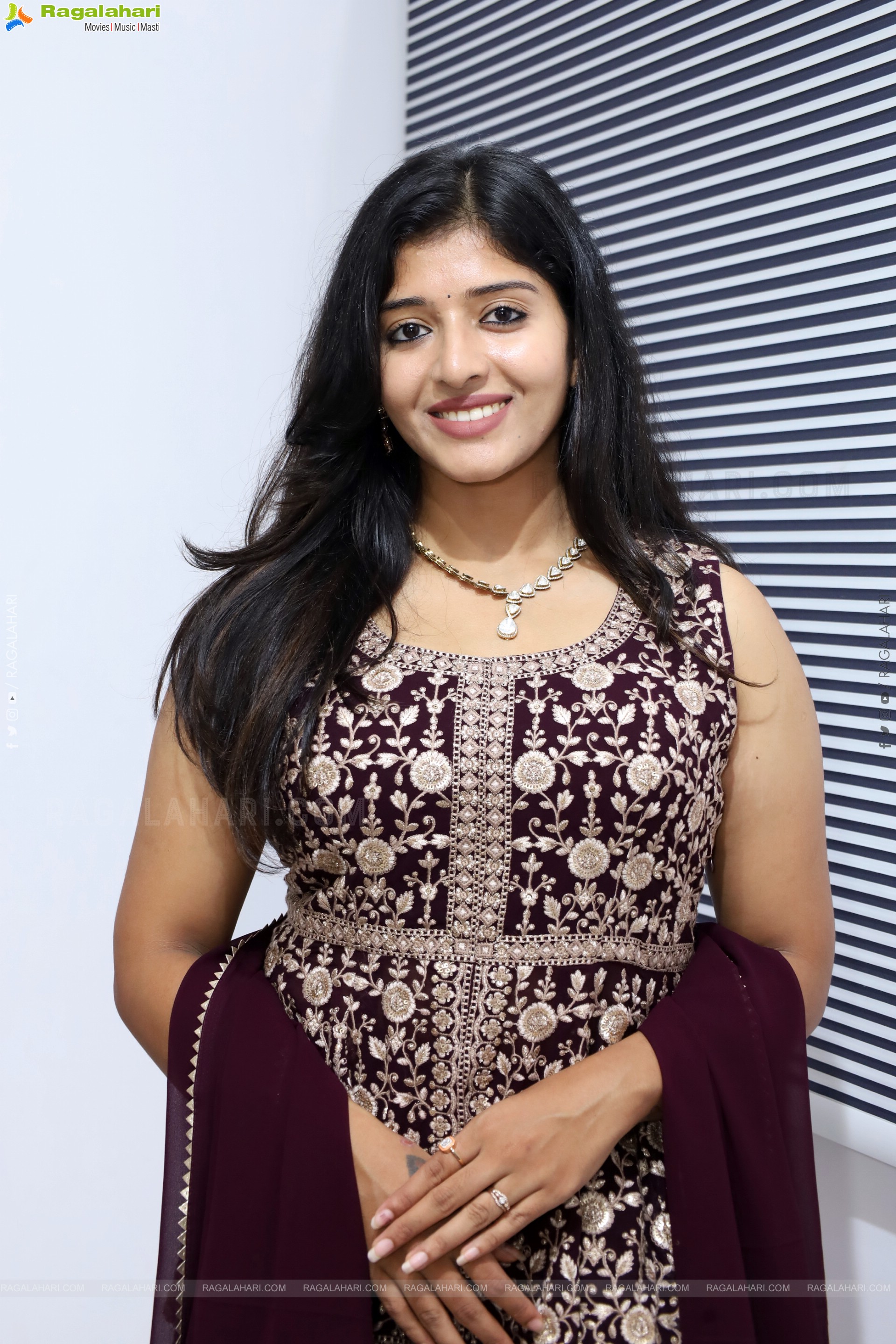 Ramya Priya Latest Glam Stills, HD Gallery