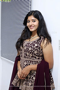 Ramya Priya Latest Glam Stills, HD Gallery